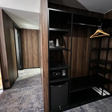 Life Design Hotel 4*