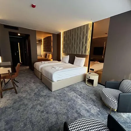 Hotel Nobel Design 4*