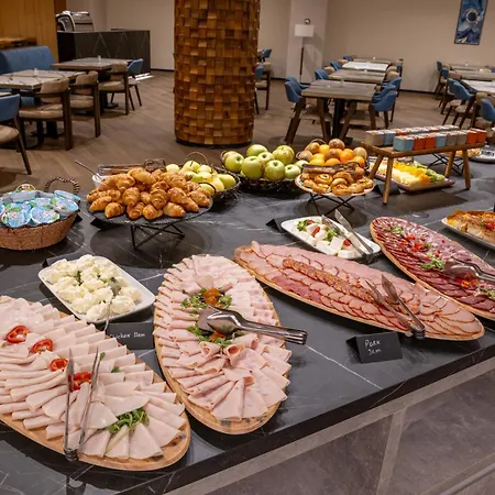 Hotel Nobel Design 4*