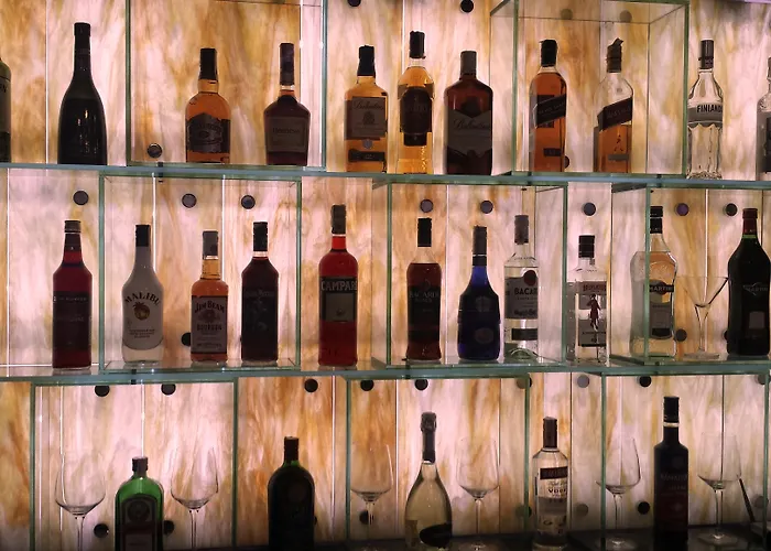 酒店 Nobel Design 4*